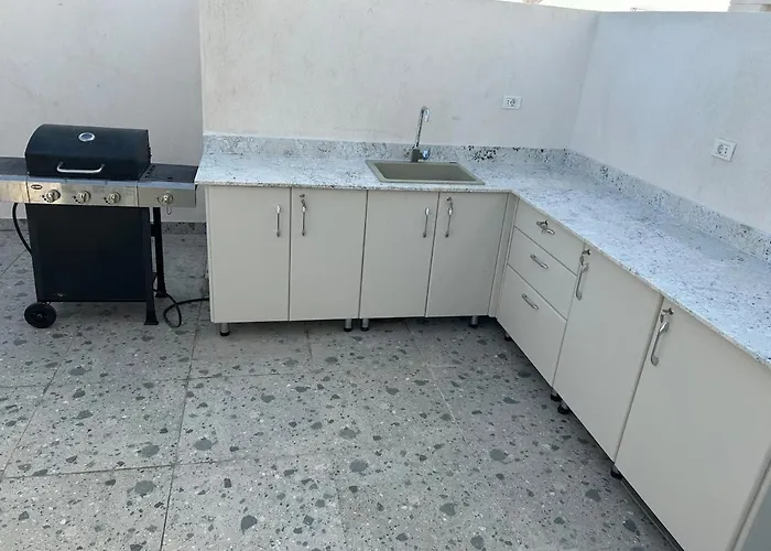 Sunny Beach, New Apartment, Free Beach, Pool, Private Roof * Charm el-Cheikh