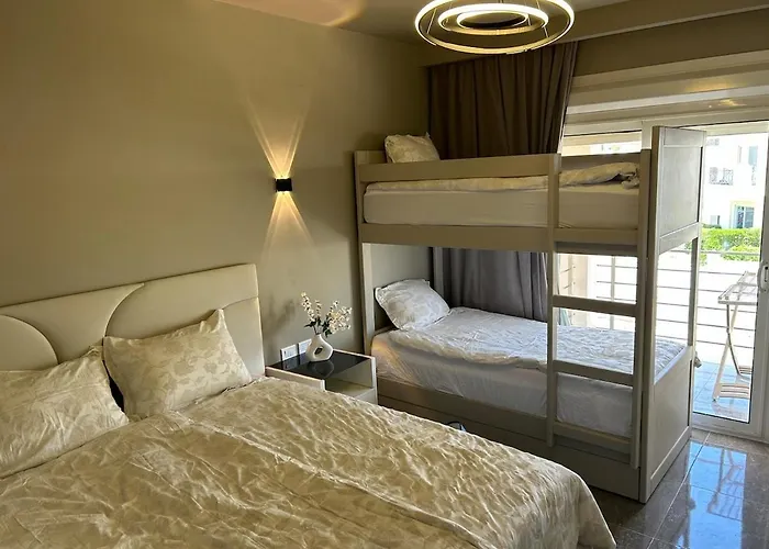 Sunny Beach, New Apartment, Free Beach, Pool, Private Roof Appartement